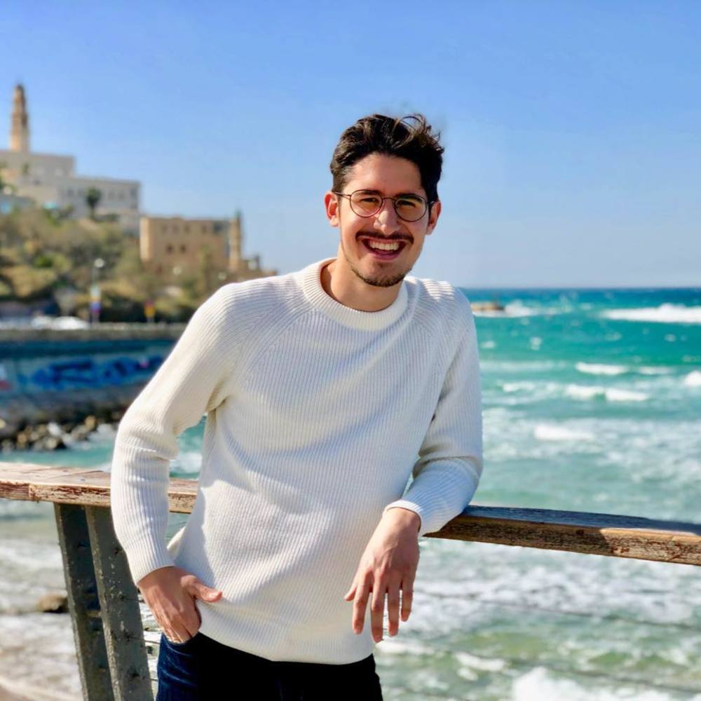 Meet your Posher, Doğuş